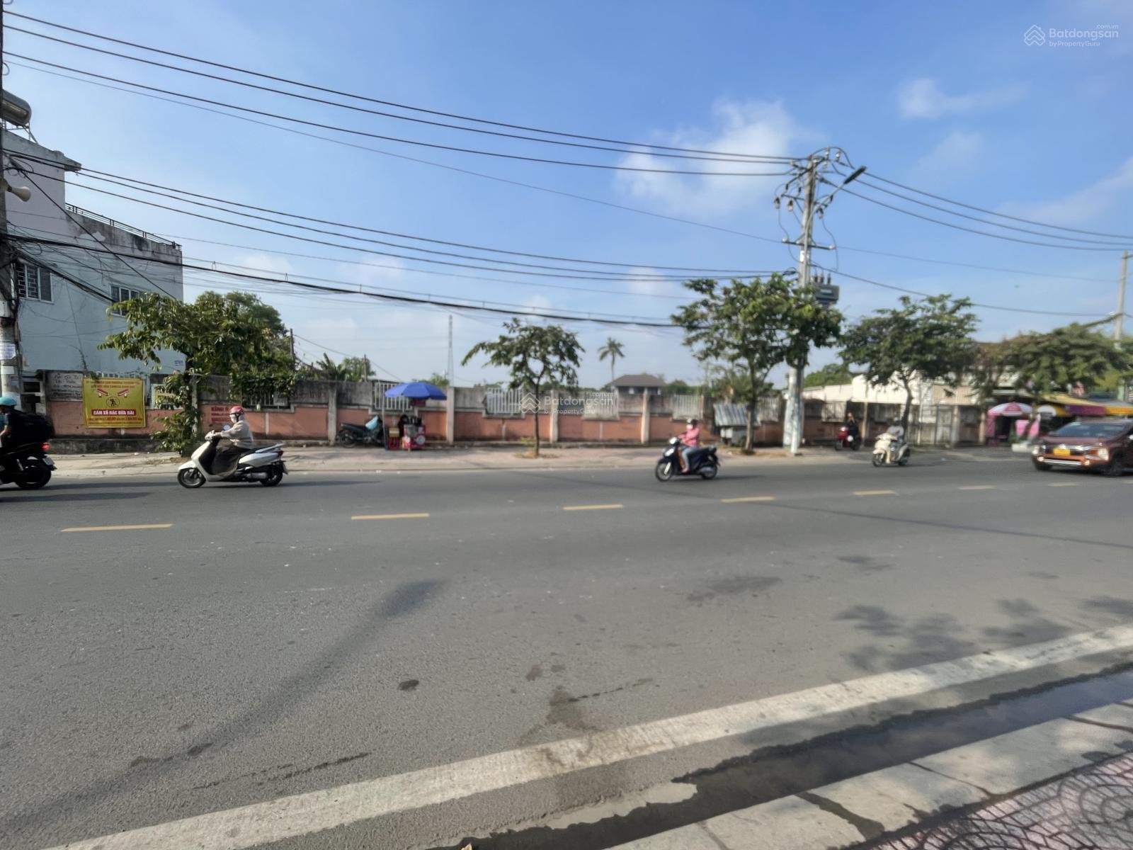 Cho thuê đất trống vuông vức 3.500 m2 (37 x 85) full thổ cư thuê 8 năm