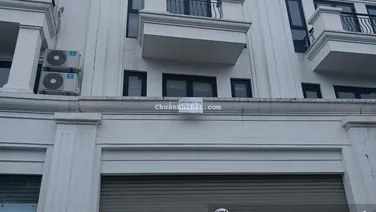 Chính chủ cần cho thuê gấp nhà số 3 ngõ Trung Kính - Cầu Giấy. DT 65m2 x 5T. Giá 25 triệu