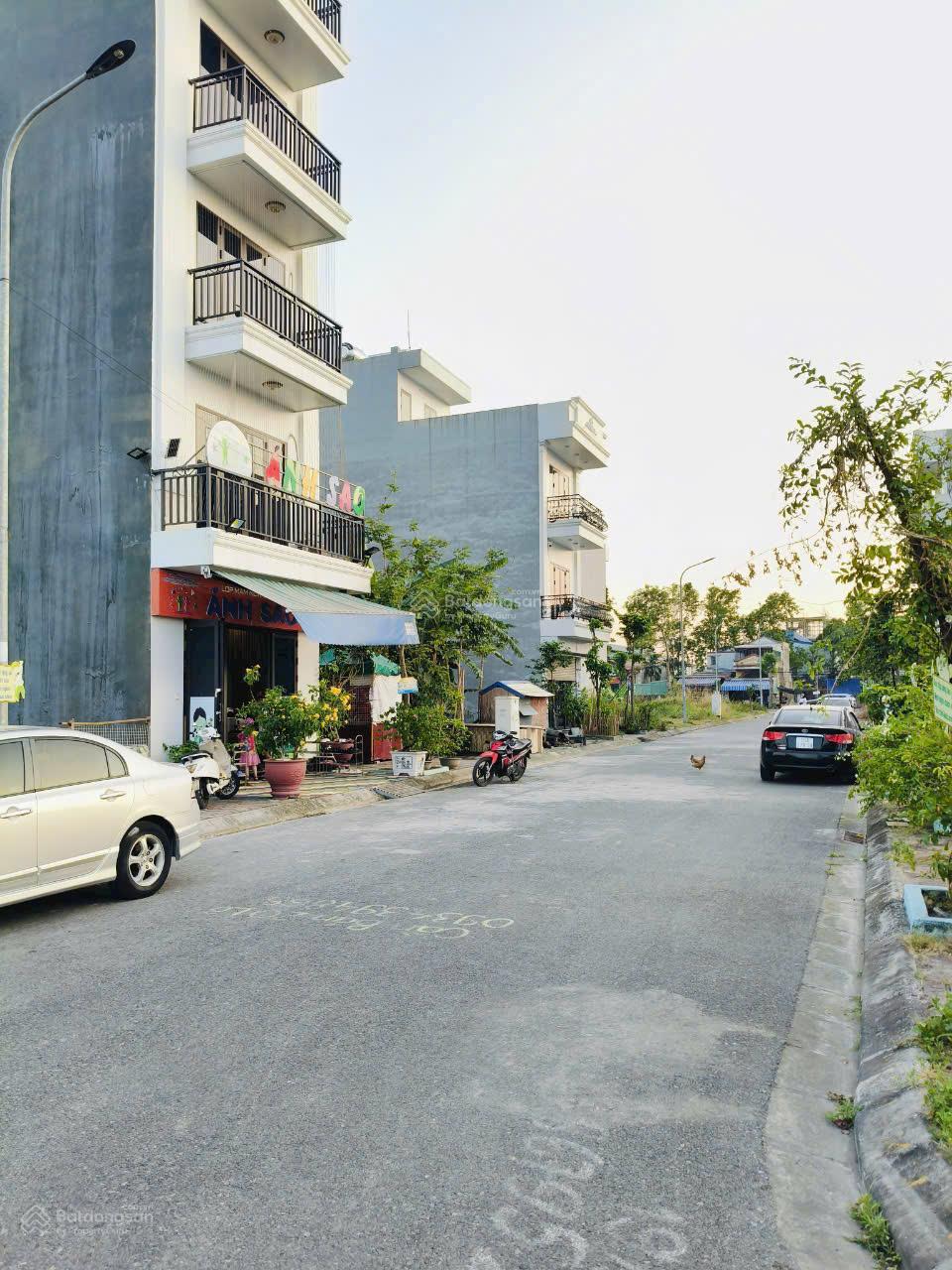 Bán 5 lô đất 100m2 tại phân lô Đống Chuối, Hùng Vương, Hồng Bàng đường từ 13,5m giá từ 3,x tỷ