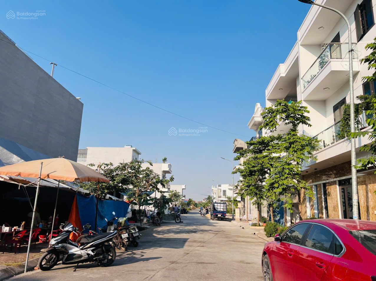 Bán 5 lô đất 100m2 tại phân lô Đống Chuối, Hùng Vương, Hồng Bàng đường từ 13,5m giá từ 3,x tỷ Bán 5 lô đất 100m2 tại phân lô Đống Chuối, Hùng Vương, Hồng Bàng đường từ 13,5m giá từ 3,x tỷ