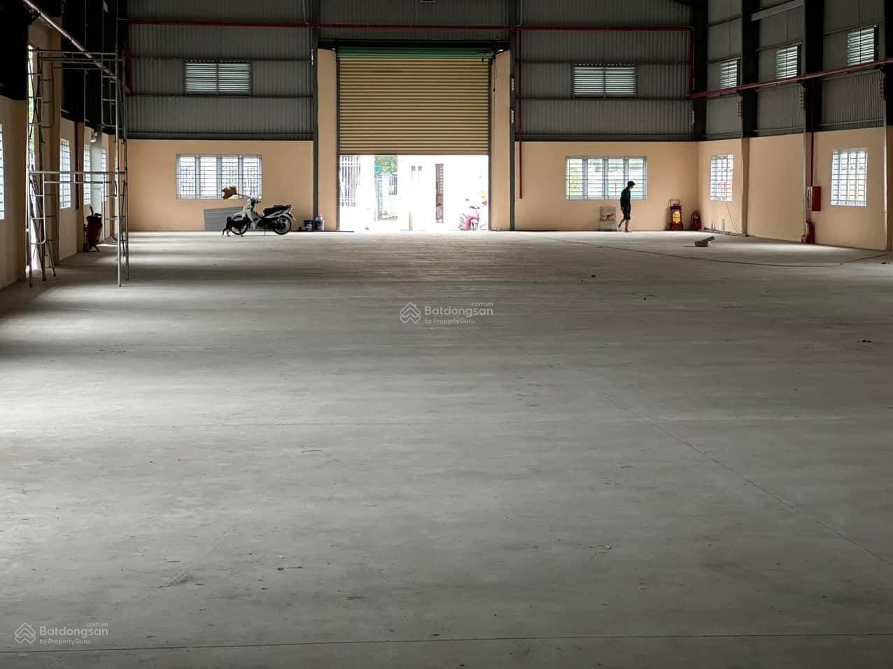 Cho thuê kho 750m2 gần Võ Văn Kiệt, Q8. Có PCCC, đường xe container