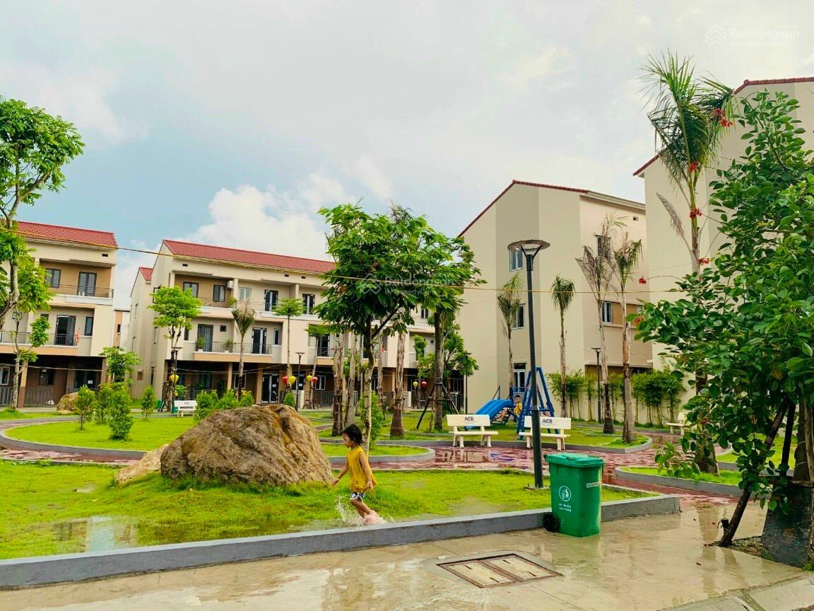 Hàng limited: Liền kề 75m2 Centa City hướng Tây Tứ Trạch