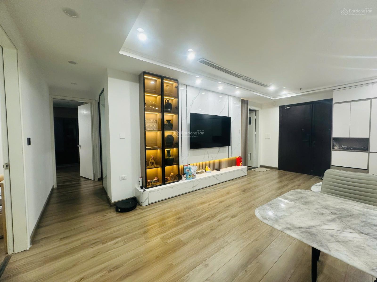 Bán căn hộ chung cư F4 2PN, 2WC, 82m2, 6,8 tỷ ở khu đô thị Yên Hòa, Cầu Giấy, Hà Nội