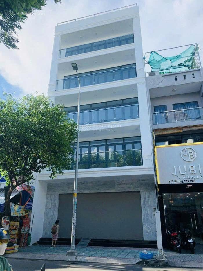 Cho Thuê Nhà Mới MT Nguyễn Sơn, Quận Tân Phú, Ngang 10 dài 20m, 1 trệt 4 lầu, thang máy