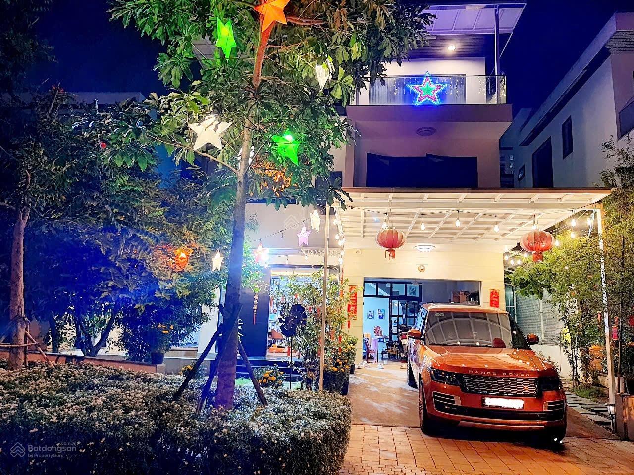 Bán Villa Lucasta đơn lập hoàn thiện view sông