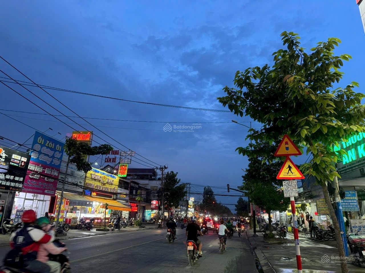 Chính chủ gửi bán gấp lô đất đẹp ngay chợ Bàu Bàng, sau lưng TTHC tầm 500m, 5x15m giá 1tỷ075 rẻ