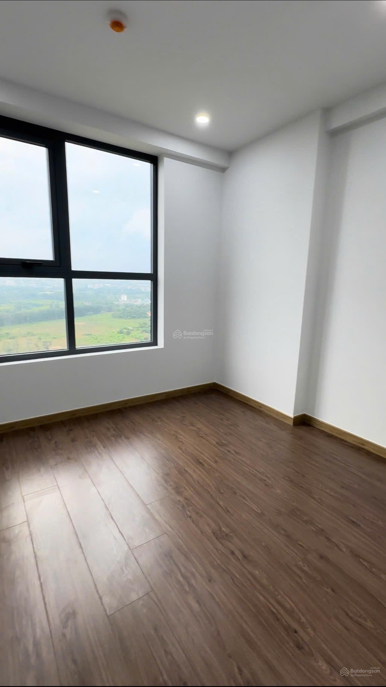 Bán gấp căn hộ 51m2, 2.tỷ25 tại Bcons Plaza, Đông Hòa, Dĩ An, Bình Dương