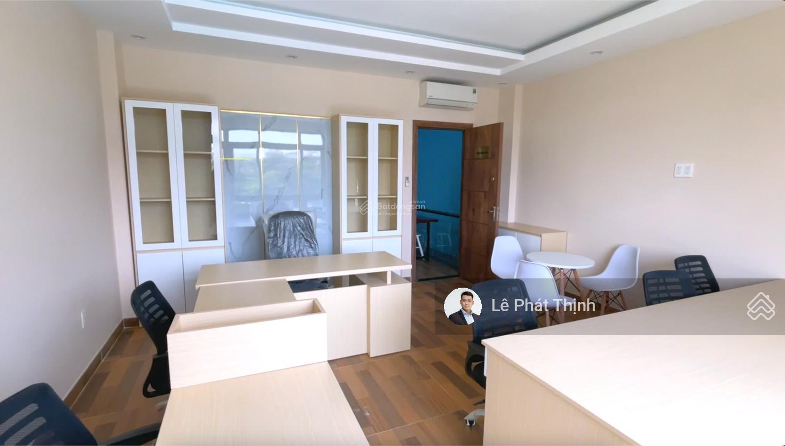 Cho thuê văn phòng có nội thất, phòng họp, máy in, chỗ để oto Cho thuê văn phòng có nội thất, phòng họp, máy in, chỗ để oto