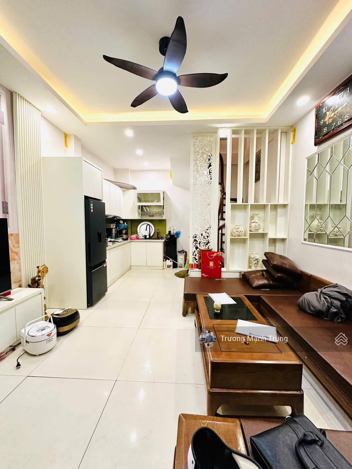 Cực phẩm! Cát Linh An Trạch lô góc 2 thoáng sáng, ngõ rộng ba gác, ô tô đỗ sát, 33,5m2*4T