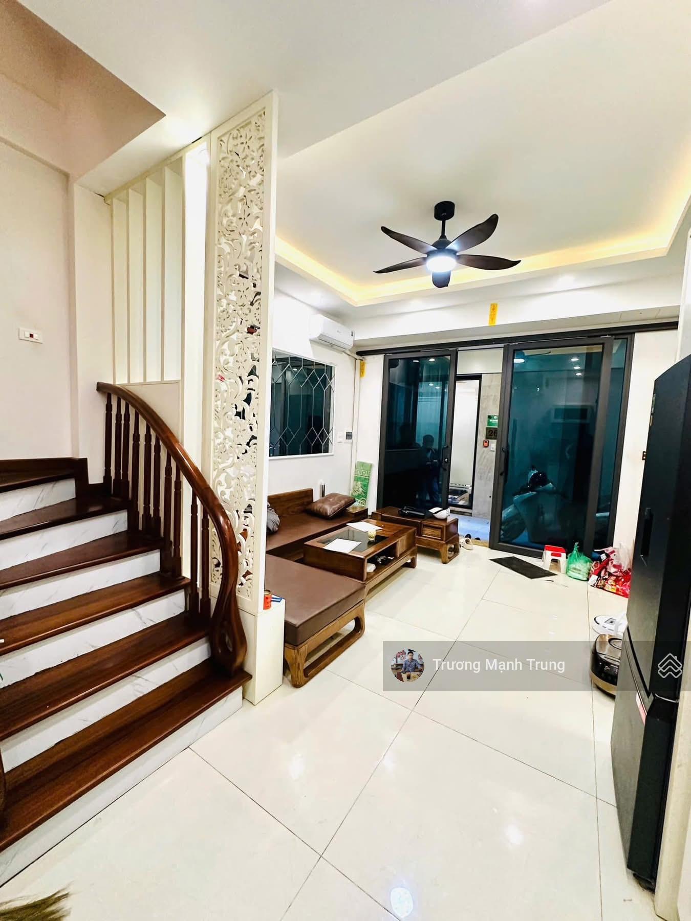 Cực phẩm! Cát Linh An Trạch lô góc 2 thoáng sáng, ngõ rộng ba gác, ô tô đỗ sát, 33,5m2*4T