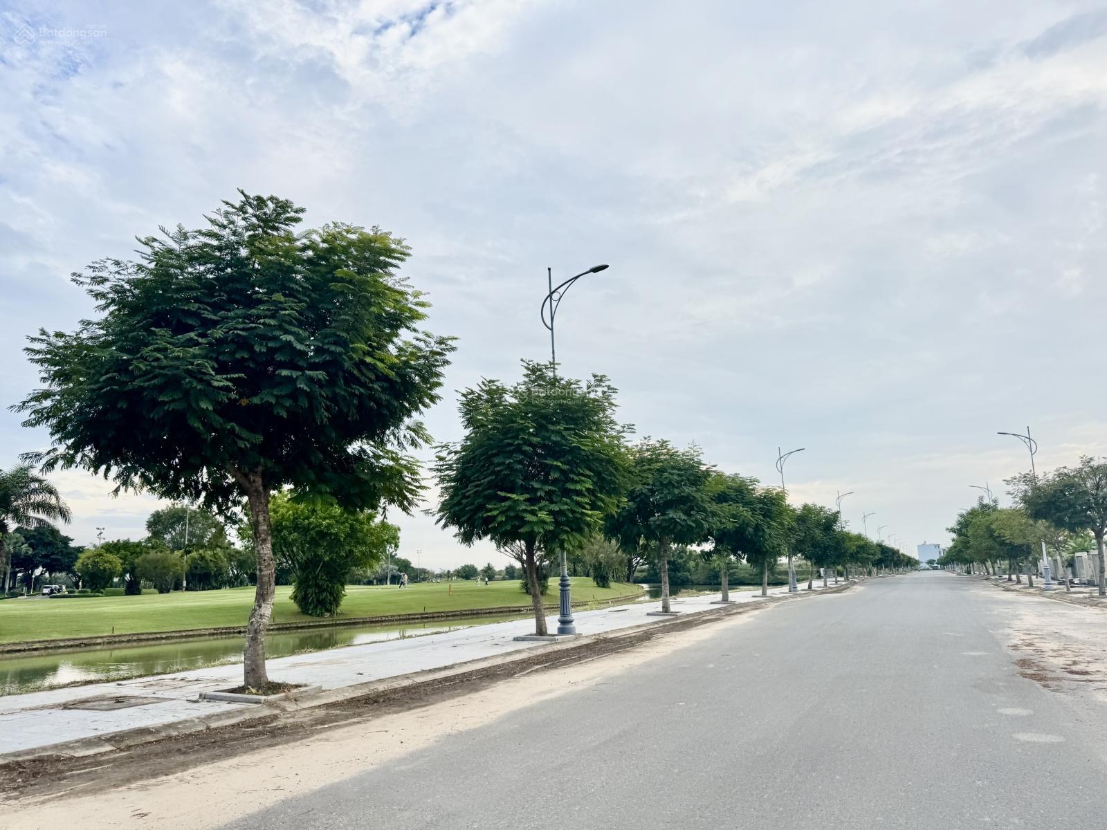 Chính chủ gửi bán nền Biên Hoà New City 100m2, đường 18m, chỉ 1.82 tỷ bao phí sang sổ đỏ