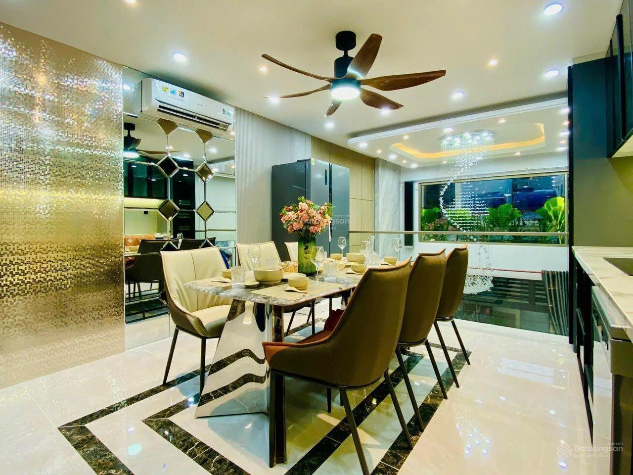 Kẹt vốn đầu tư bán gấp nhà Nguyện Kiệm, p3, Gò Vấp giá 2 tỷ 350/ 52m2 sổ vương vức , gần CoopMark