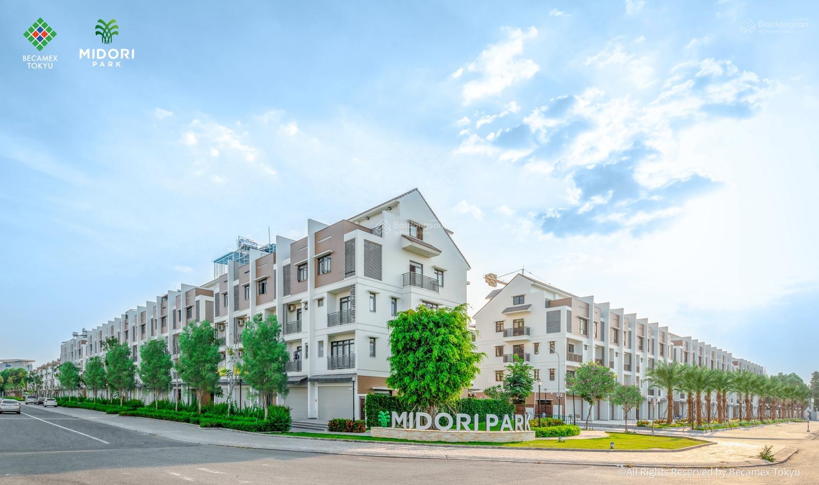 Bán nhà phố 5 tầng, khu compound Midori Park, 20% ký HĐMB, đủ 95% nhận nhà, cạnh siêu thị Aeon