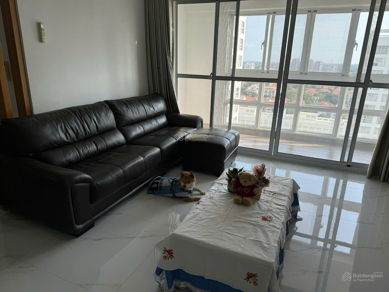 Bán CC Happy Valley -PMH, Q7-HCM. 135m2 View sông thoáng mát. Full nội thất. LH: 0981 934 ***