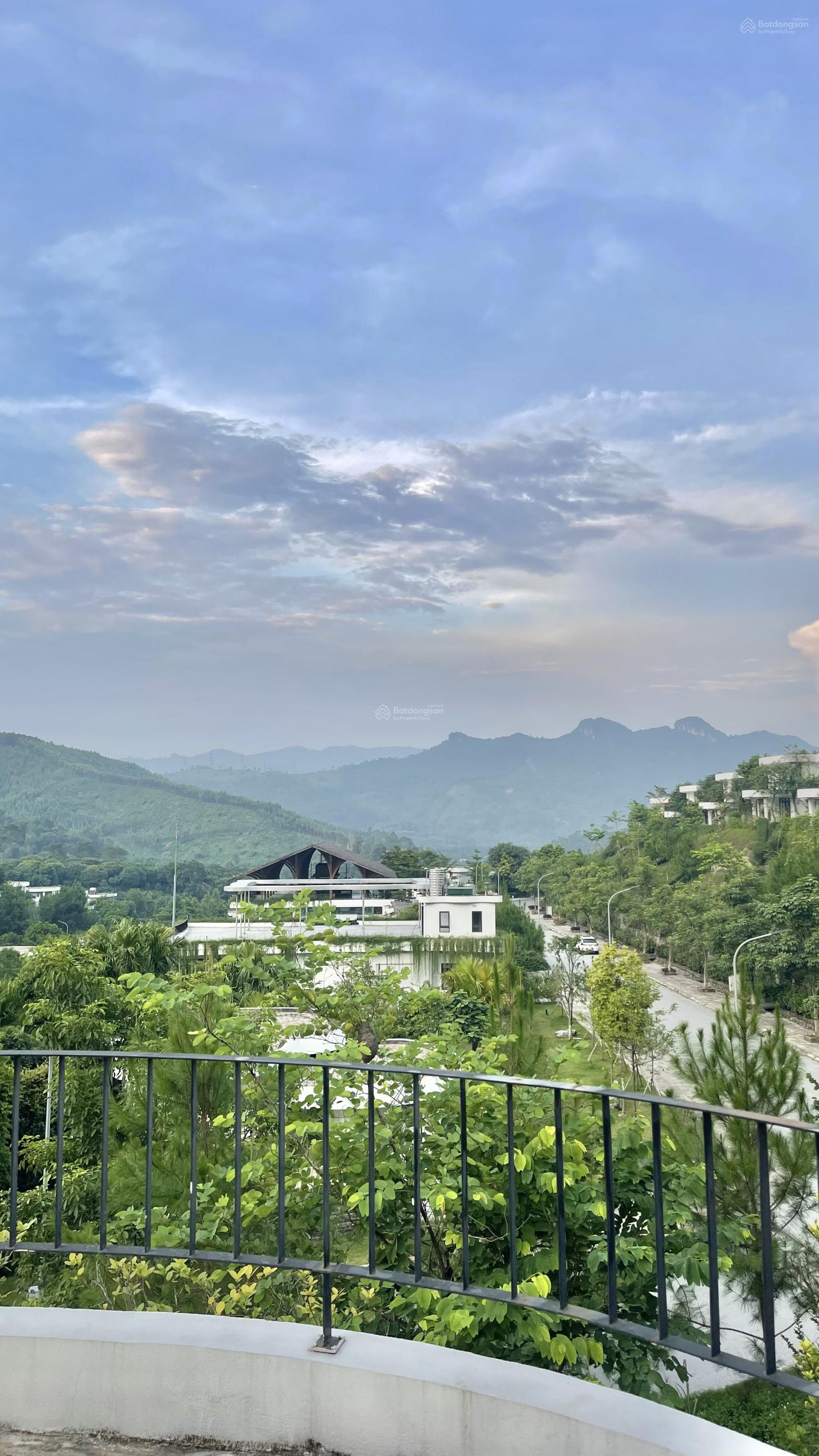 Bán biệt thự đẹp tại Ivory Villas & Resort, giá siêu hời 8 tỷ VND, 400m2
