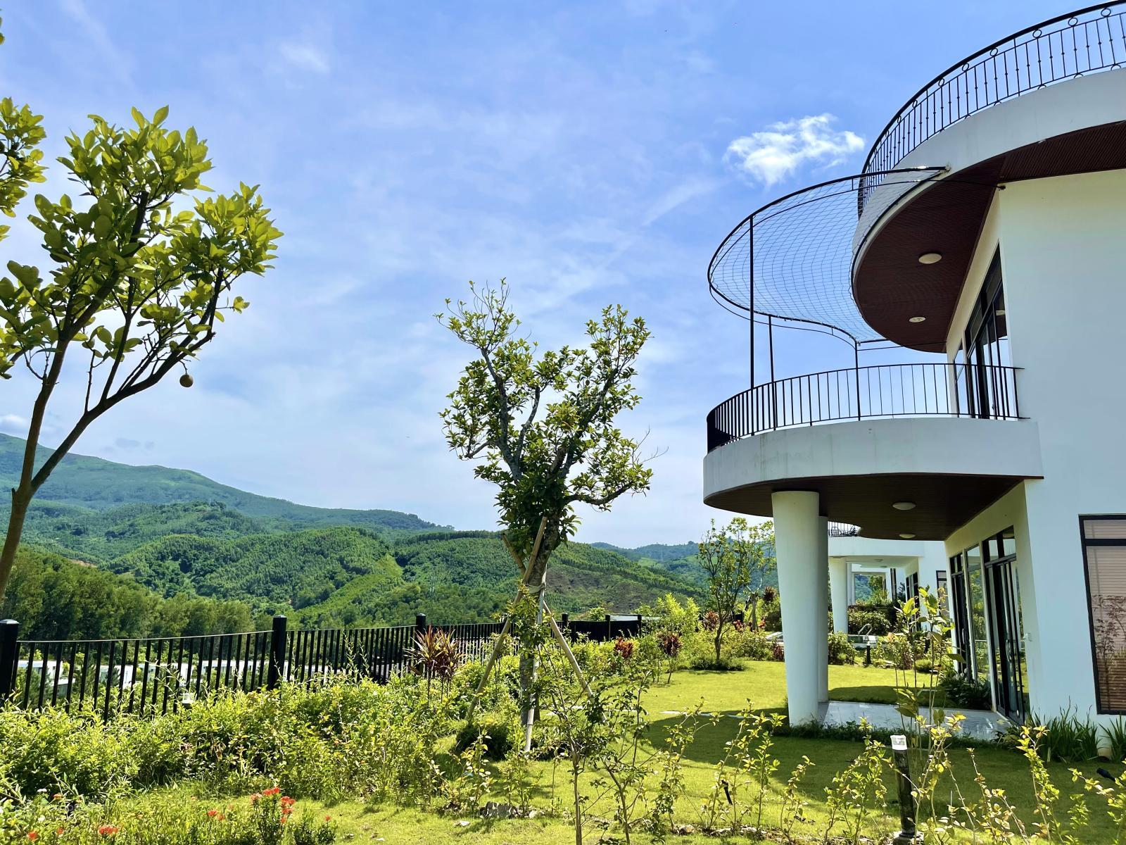 Bán biệt thự đẹp tại Ivory Villas & Resort, giá siêu hời 8 tỷ VND, 400m2