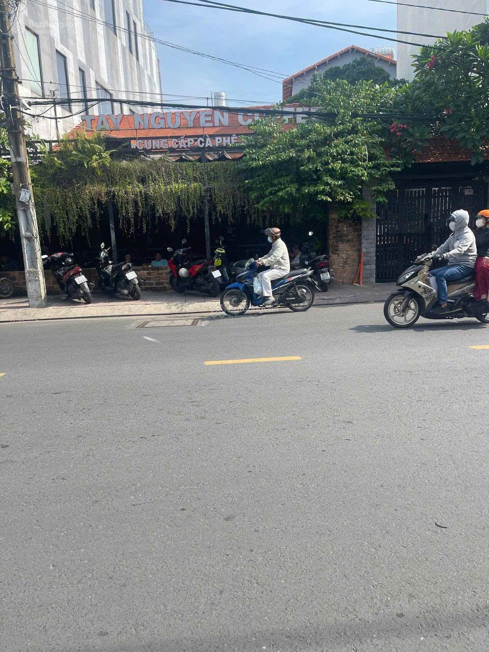 Bán đất xây tòa nhà Lý Thường Kiệt P14 Q. 10 DT 14x24m CN: 336m2 CTXD: Hầm 8 tầng giá: 100 tỷ