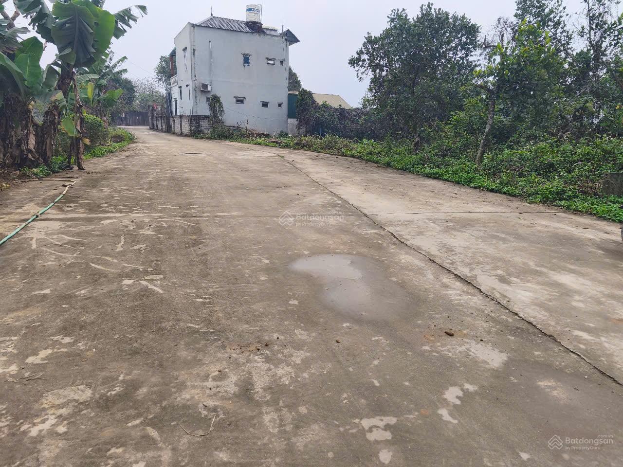 Bán lô đất 810m2 (150m2 thổ cư) tại Xuân Sen, Thủy Xuân Tiên, Chương Mỹ giá chỉ 6.1 tỷ