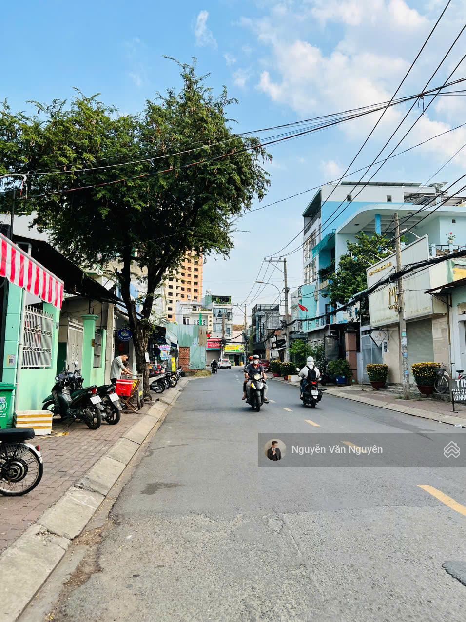 Bán lô đất 2 MT Hồ Bá Phấn 253,7m2 (12 x 21m). Xây được hầm 6 lầu. DT sàn 930m2. Cạnh ga Metro