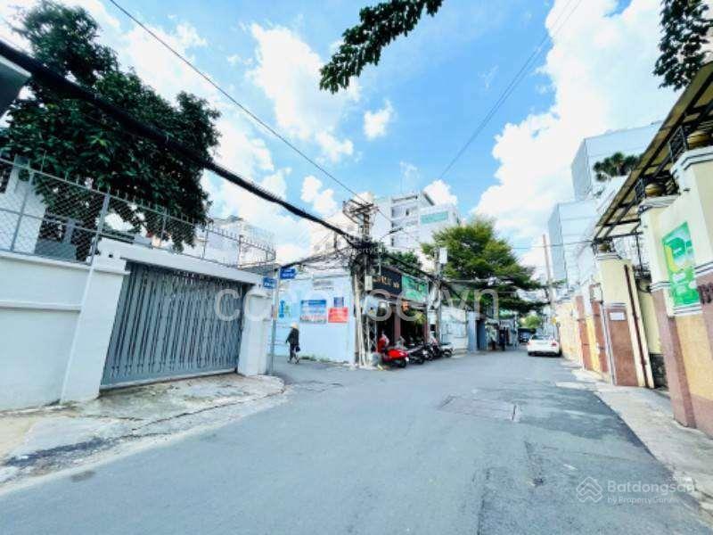 Cần bán nhà tại Hồ Biểu Chánh, Phú Nhuận vị trí vàng, cơ hội đầu tư hấp dẫn