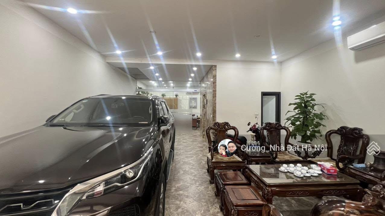 Bán nhà phân lô ô tô tránh Tứ Liên, Nghi Tàm: 80m2*6T*6.4m MT, gara, thang máy, dân trí cao Bán nhà phân lô ô tô tránh Tứ Liên, Nghi Tàm: 80m2*6T*6.4m MT, gara, thang máy, dân trí cao