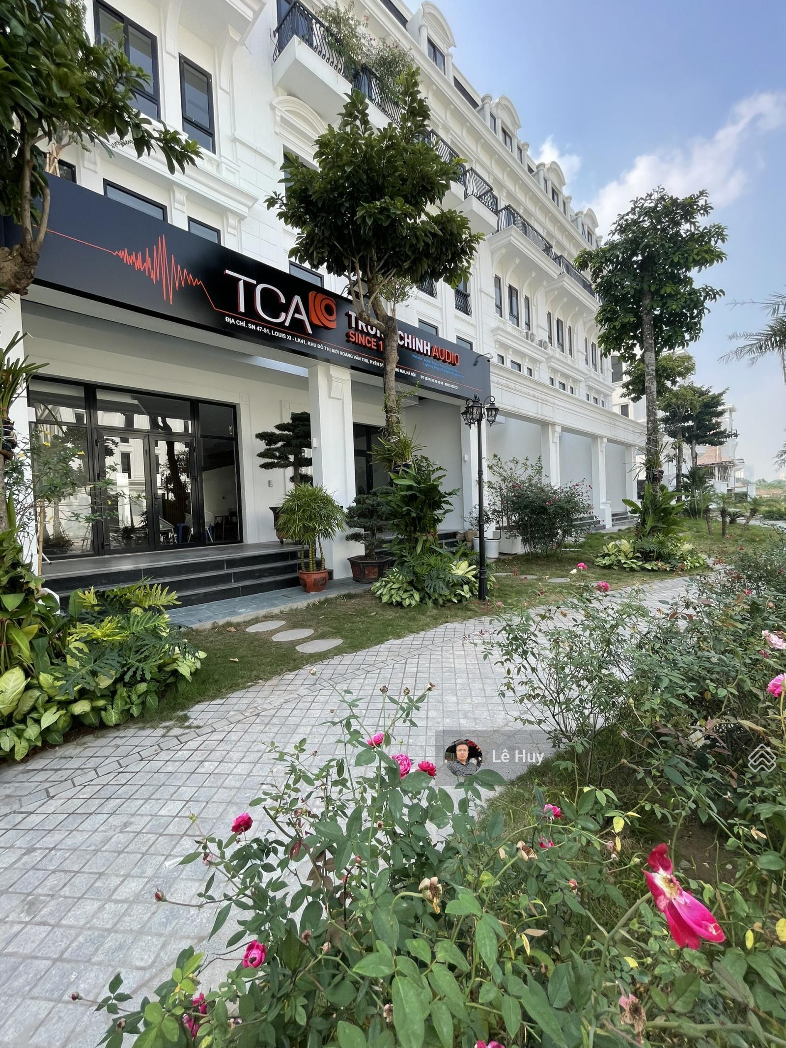 Bán gấp căn liền kề khu Louis 16 đường rộng 13.5m liên KĐT, hướng Nam tại Louis City Hoàng Mai