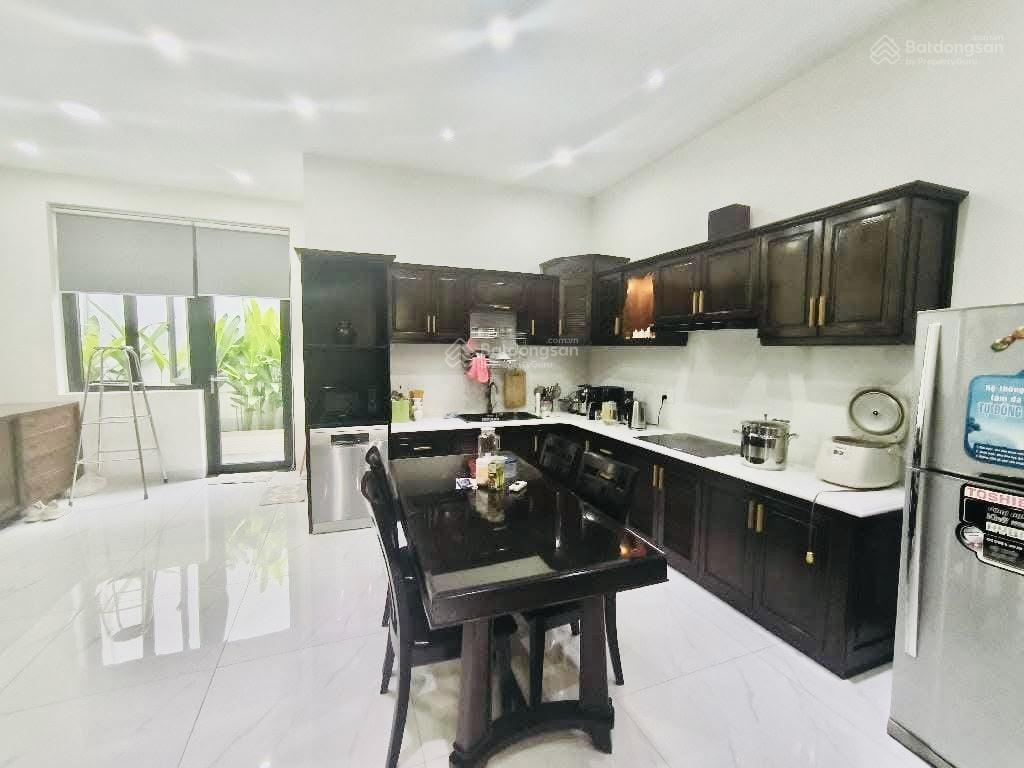 Bán nhà ngay gần chợ Tăng nhơn Phú A, 185m2 thổ cư, ngang 6.2m, sổ hồng vuông vức - Chỉ 7.5 tỷ