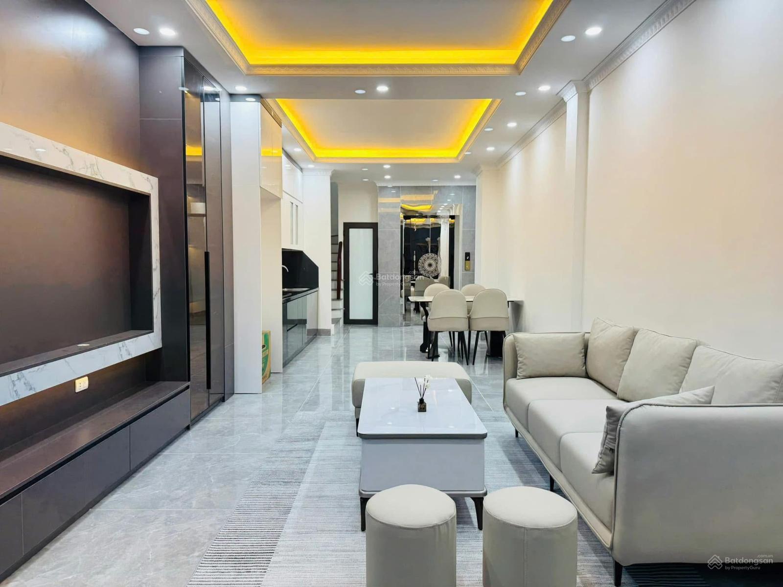 Bán gấp, nhà Đào Tấn, ngõ thông, lô góc, 7 tầng thang máy, ở luôn 44.8m2