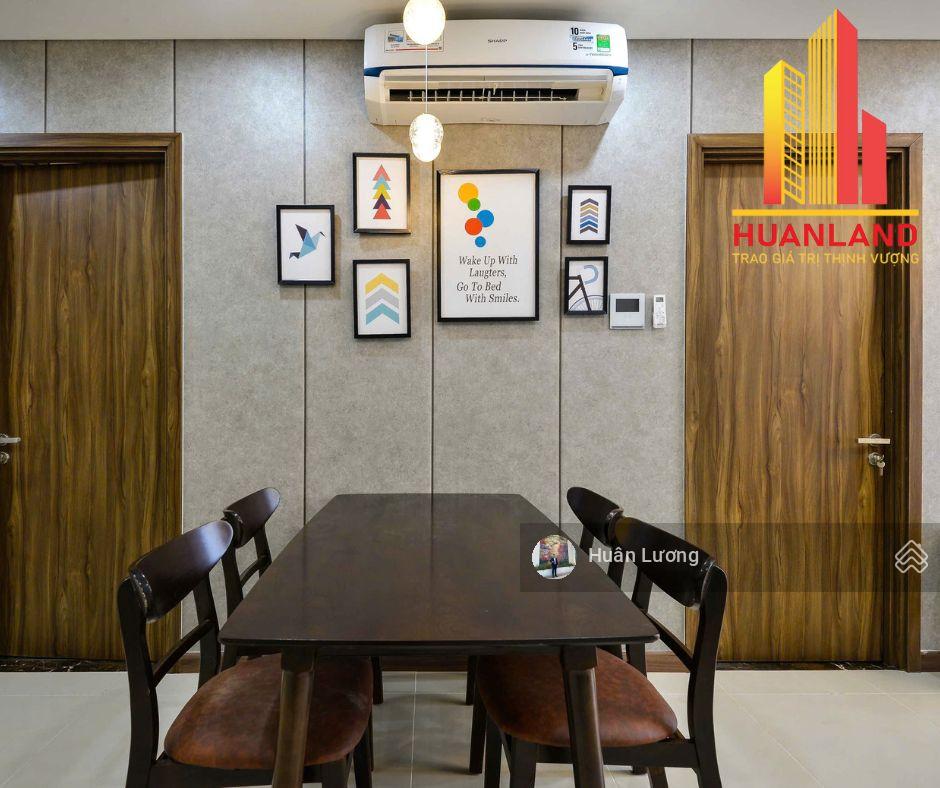 Cần tiền cho con đi du học bán căn hộ 2PN - 87m2 tại Hado Centrosa Q10, nội thất đẹp