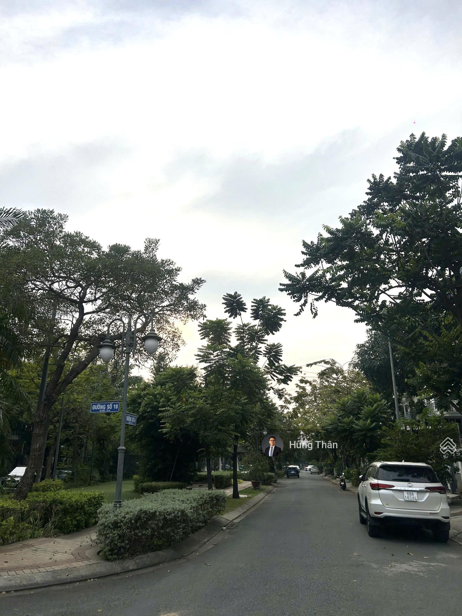 Chính chủ đi định cư nên cần bán nhanh căn nhà phố Lakeview City giá chỉ 15,8 tỷ Chính chủ đi định cư nên cần bán nhanh căn nhà phố Lakeview City giá chỉ 15,8 tỷ