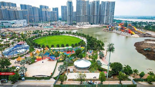Chủ nhà kẹt tiền bán căn 2PN rẻ nhất The Beverly -Vinhome Grand Park 80m2 chỉ 4,2 tỷ. LH 0912 381 *** Chủ nhà kẹt tiền bán căn 2PN rẻ nhất The Beverly -Vinhome Grand Park 80m2 chỉ 4,2 tỷ. LH 0912 381 ***