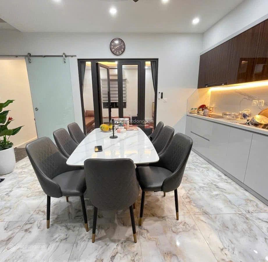 Siêu phẩm nhà đẹp, mặt ngõ nông, phố Lê Thanh Nghị, Hai Bà Trưng, DT 47m2, 4T, giá chỉ 8.35 tỷ