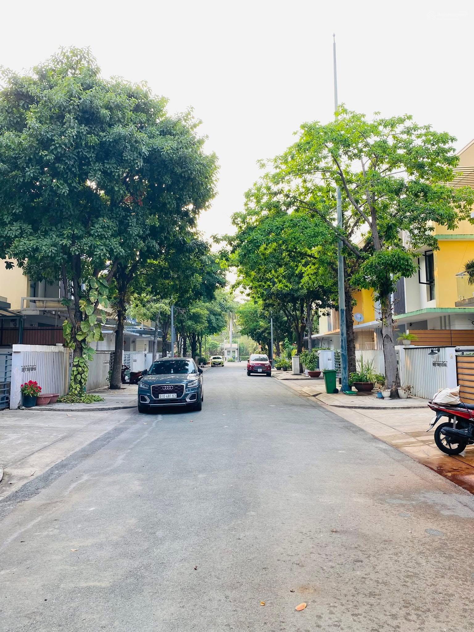 Chính chủ gửi bán biệt thự Garland, KDC Gia Hoà, Phước Long B, Quận 9