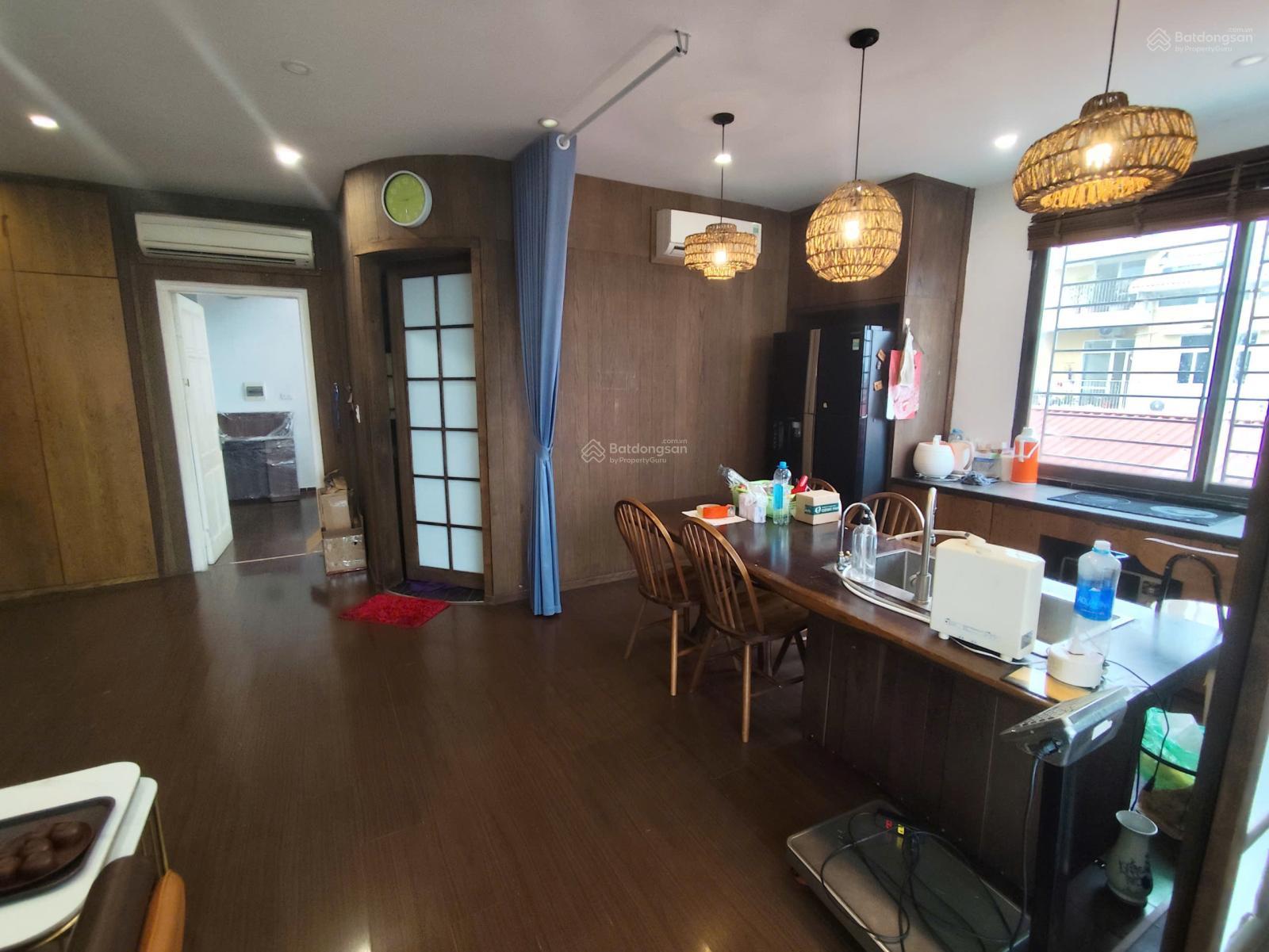 Cho thuê nhà phố Hương Viên 100m2, thông sàn, thang máy, giá 13tr/tháng