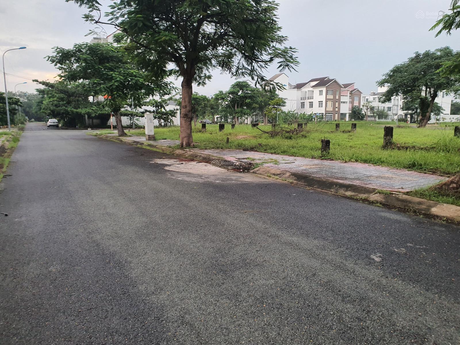 Chính chủ cần bán nền 8x20m Topia Khang Điền giá 65 triệu/m2