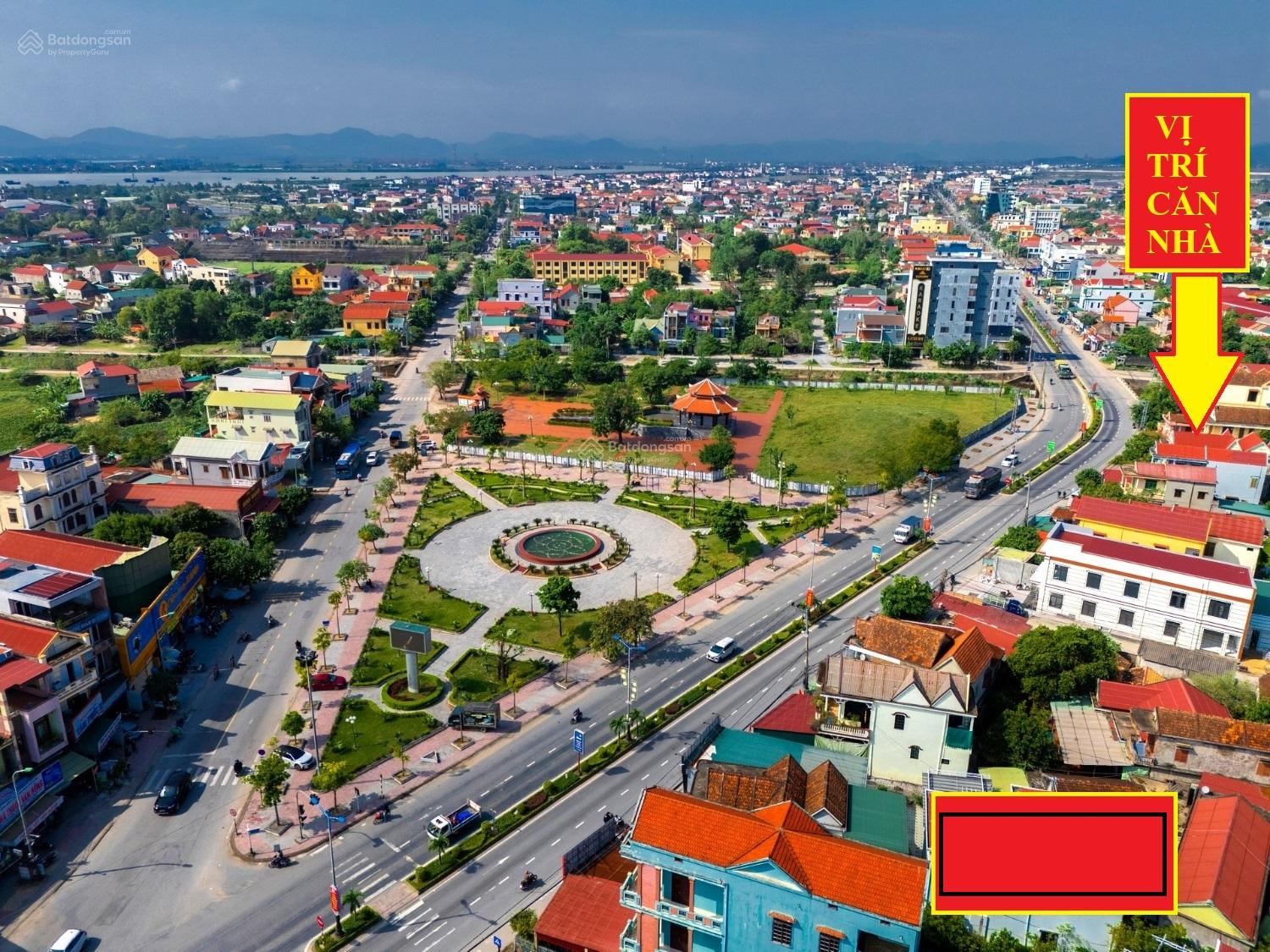 Chính chủ gửi bán căn nhà 3 tầng vị trí siêu đẹp đường Quang Trung - Ba Đồn - Quảng Bình (364.5m2)