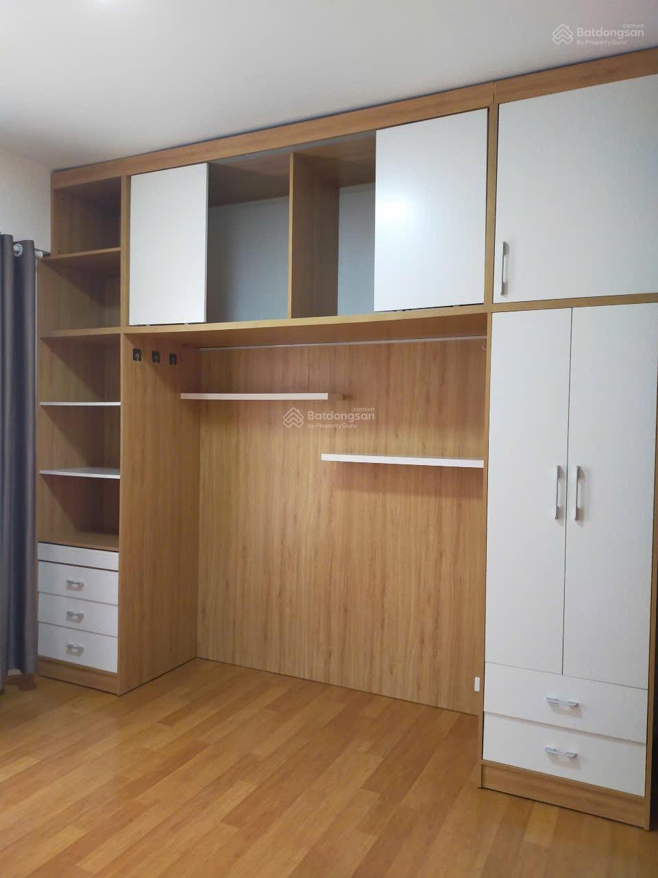 Bán lỗ PARCSpring 2 phòng ngủ, 68m2, có sổ hồng, giá 4,13 tỷ, sổ hồng, view thoáng, nội thất cơ bản