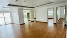 Tôi cần bán căn 3PN chung cư CT3 Mễ Trì Hạ, DT 142m2, không đồ giá 8 tỷ. LH 0977 632 ***