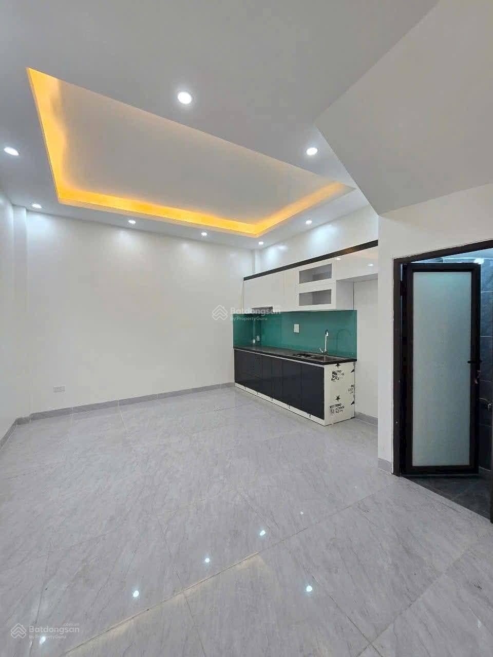 Bán nhà, 50m2 tại Vĩnh Quỳnh, 4.x tỷ giá cực chất LH 0983 860 *** có sân riêng sử dụng 60m ngõ thông Bán nhà, 50m2 tại Vĩnh Quỳnh, 4.x tỷ giá cực chất LH 0983 860 *** có sân riêng sử dụng 60m ngõ thông