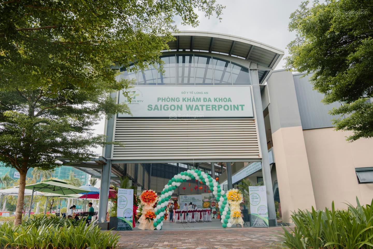 Biệt thự kênh đào 300m2/4PN/4WC. Cách Q7 chỉ 40ph. Đầy đủ trường quốc tế, phòng khám siêu thị