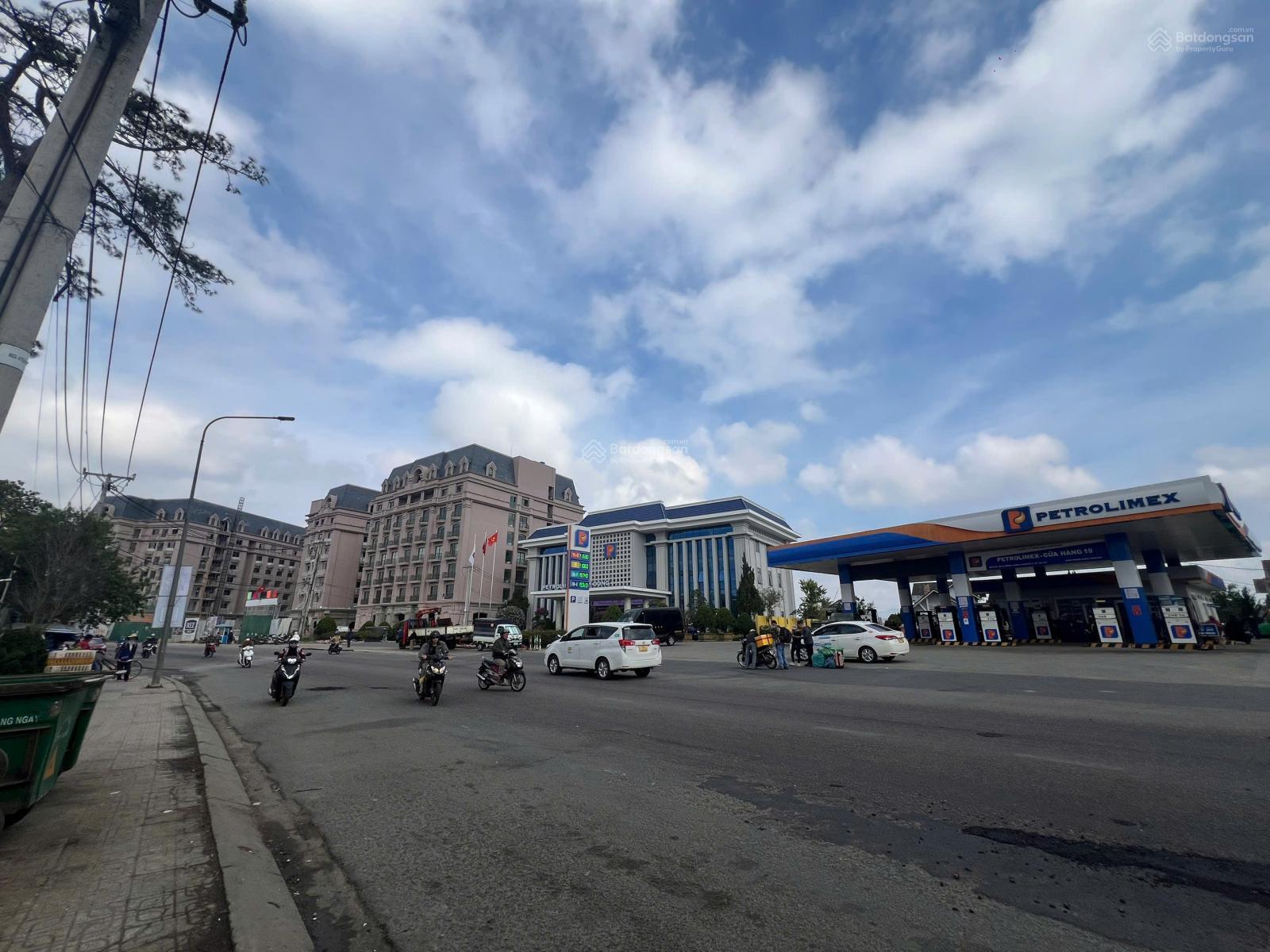 Đất nền vị trí đắc địa mặt tiền tuyến Hùng Vương, P9 (620m2 - ngang 20m - toàn bộ đất ở)