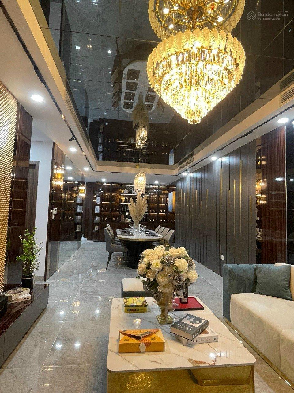 Chính chủ gửi bán căn góc 114m2 3 ngủ 2 vệ sinh Capital Elite ban công Đông Nam LH: 0971 396 ***