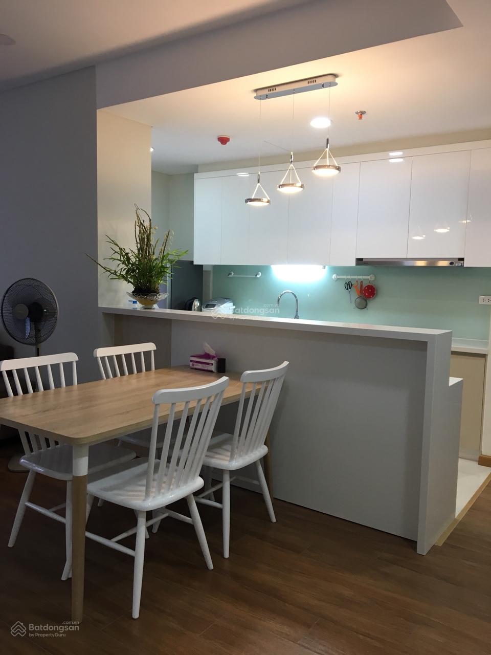 Chính chủ cho thuê căn hộ chung cư Golden West số 2 Lê Văn Thiêm 85m2, 2 PN, full đồ giá 14tr/th