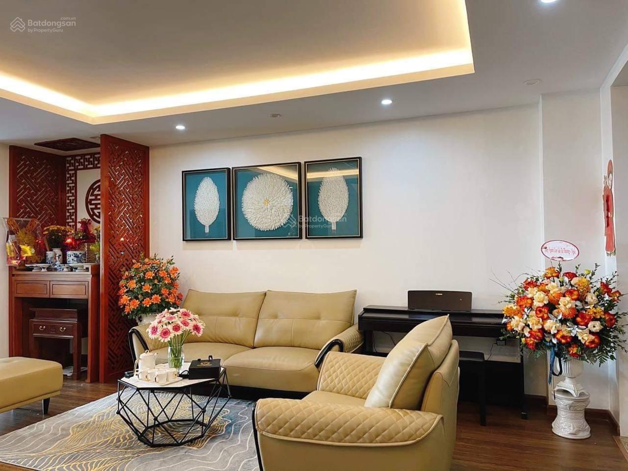 Tôi bán căn hộ chung cư Trung Hòa - Nhân Chính, 119m2, 3 phòng ngủ, full nội thất - giá 7.5 tỷ