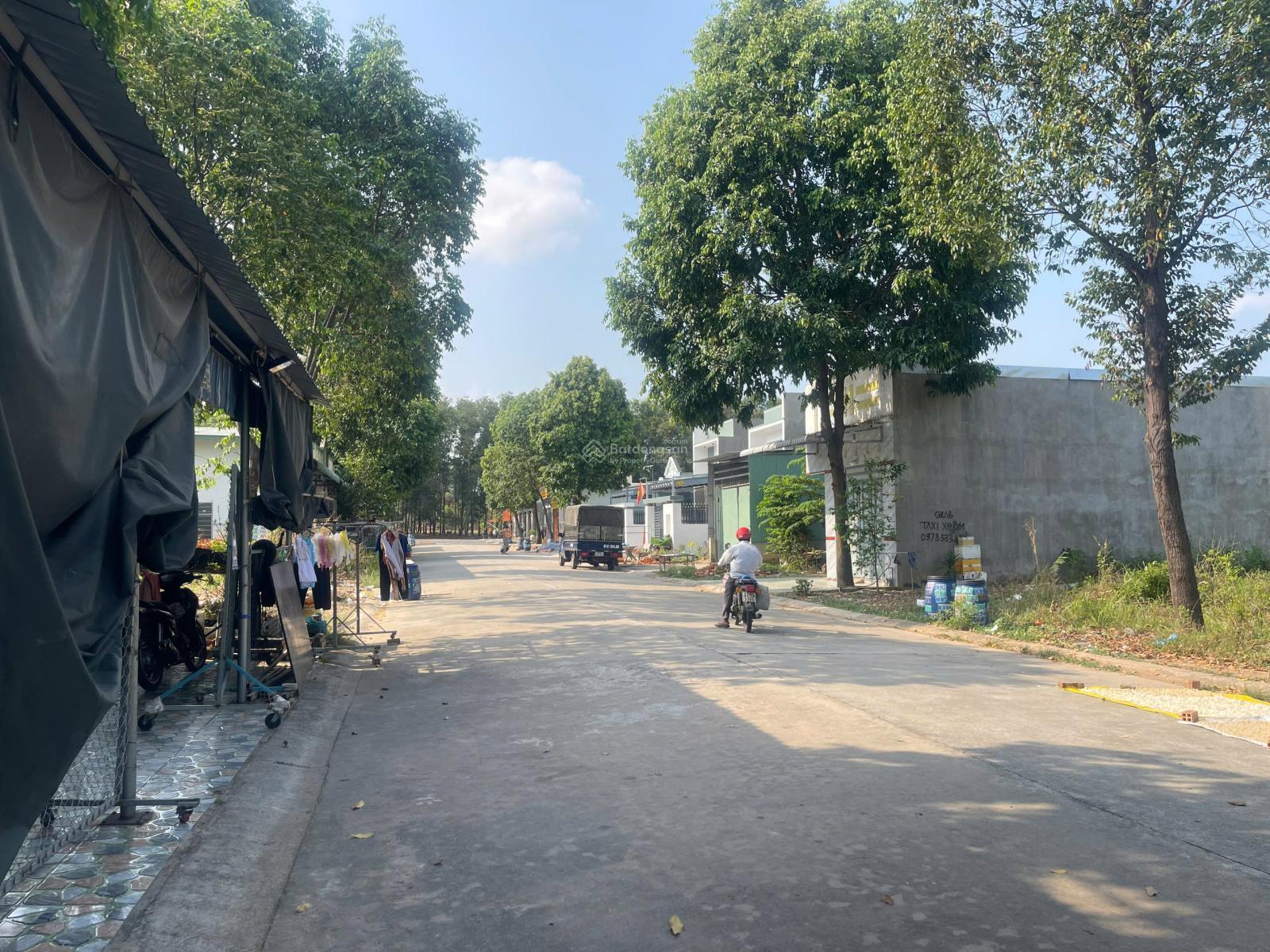 CHÍNH CHỦ CẦN BÁN LÔ ĐẤT NẰM NGÀY KHU TRUNG TÂM HÀNH CHÍNH MỸ PHƯỚC BẾN CÁT