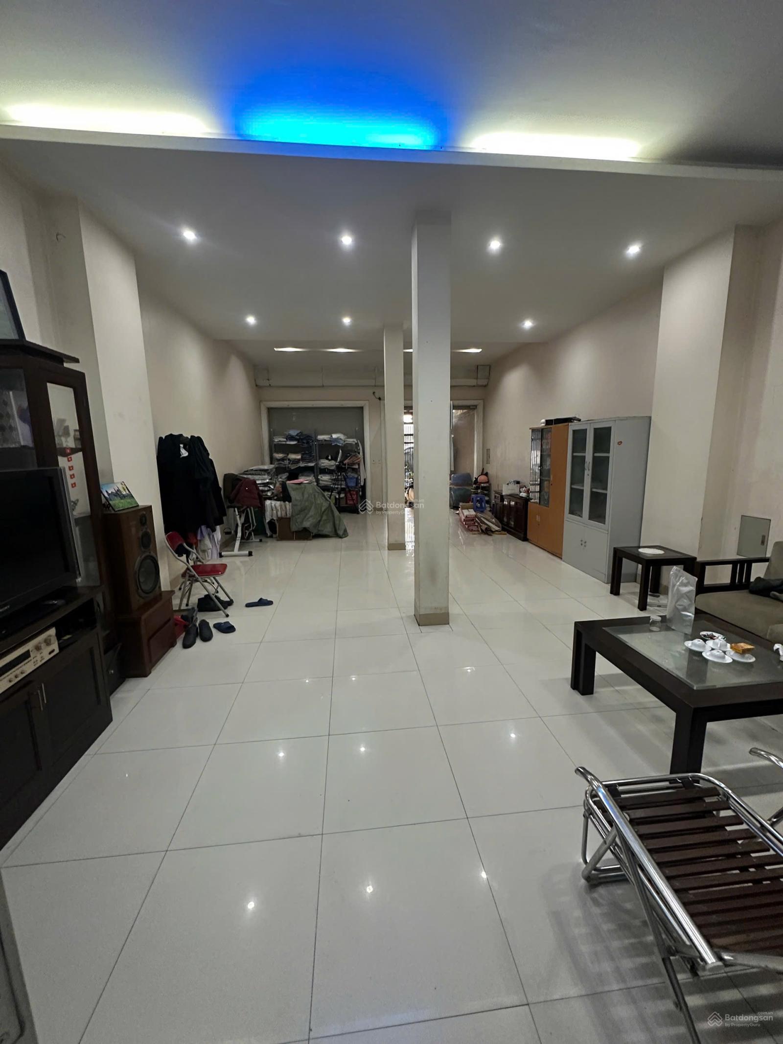 Gia đình chuyển lên chung cư ở cho thuê nhà Liền Kề.địa chỉ: khu đô thị dịch vọng-cầu giấy Gia đình chuyển lên chung cư ở cho thuê nhà Liền Kề.địa chỉ: khu đô thị dịch vọng-cầu giấy