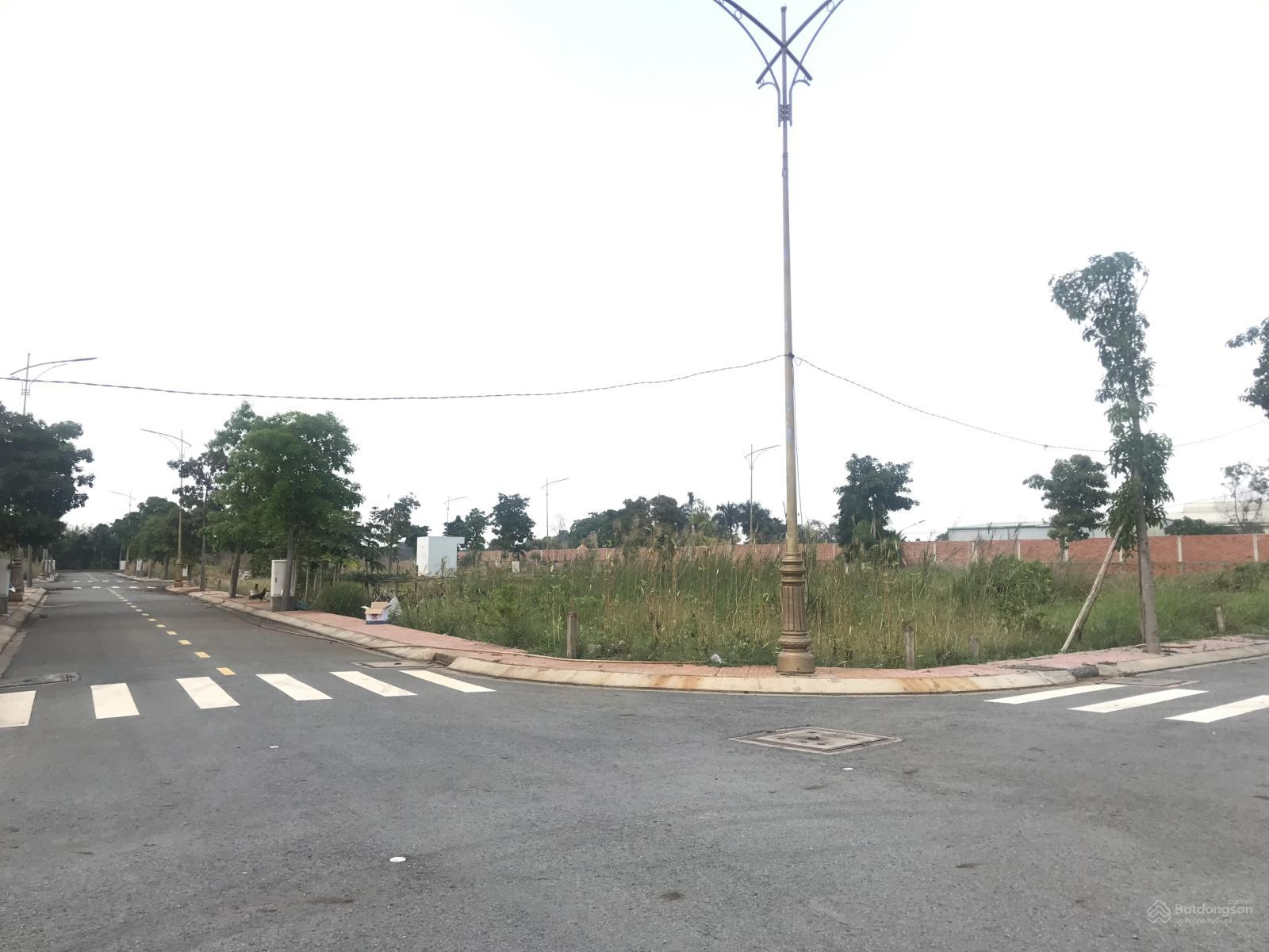 Bán lô 84m2 thổ cư, đường nhựa 7m, đã có sổ, trục đường Võ Văn Bích, Bình Mỹ