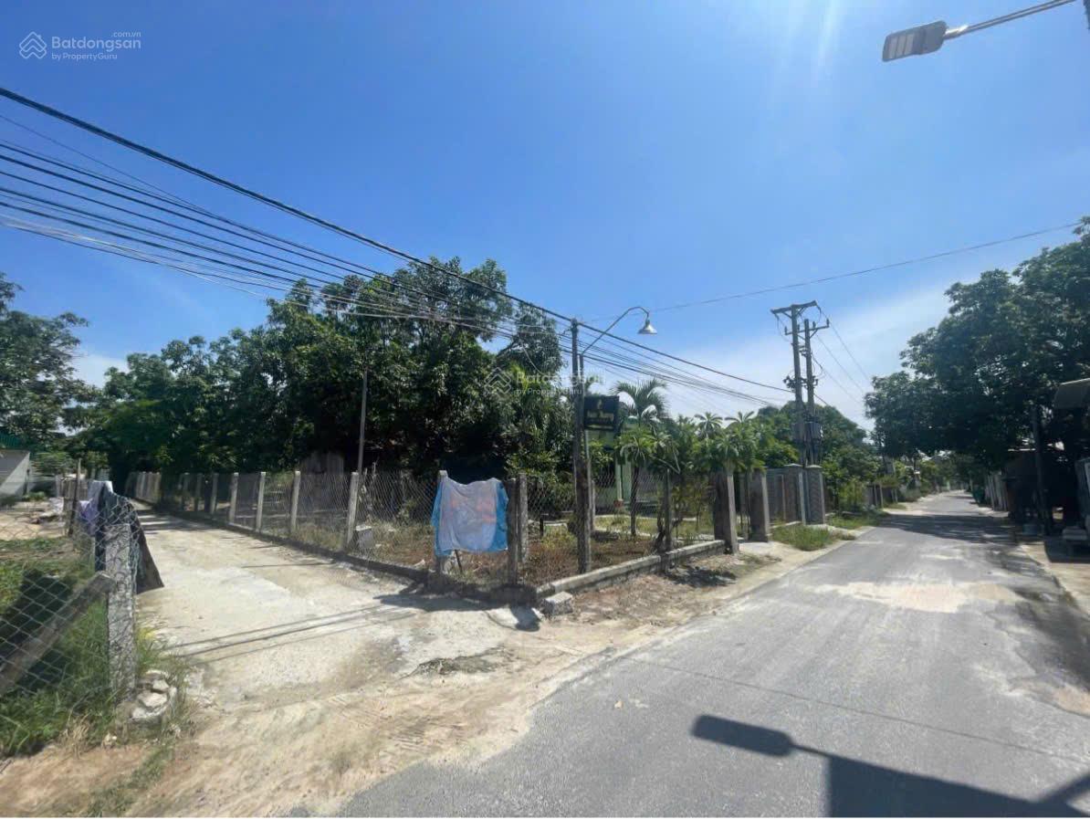 Chủ cần bán nhanh đất có thổ cư hai mặt tiền khu dân cư Cam Thành Bắc. LH: 0798 347 ***