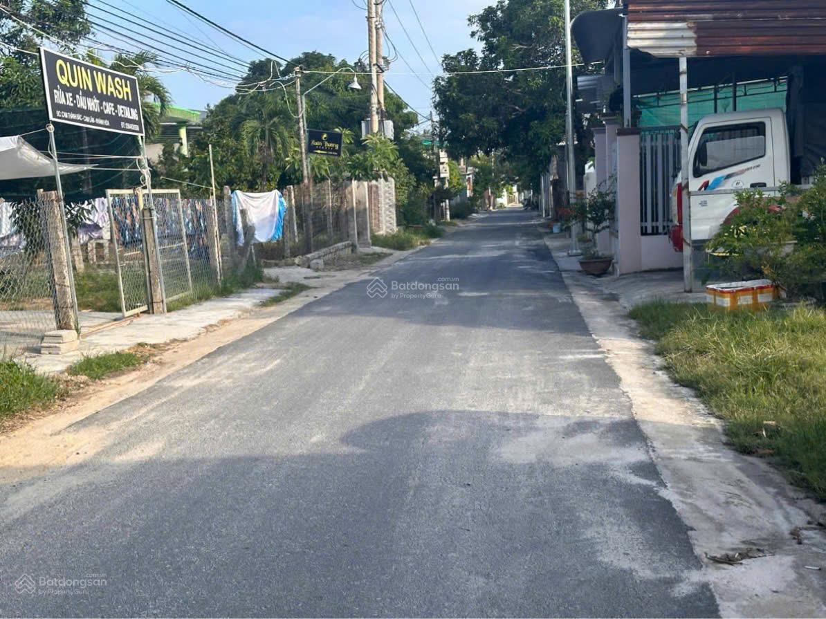 Chủ cần bán nhanh đất có thổ cư hai mặt tiền khu dân cư Cam Thành Bắc. LH: 0798 347 ***