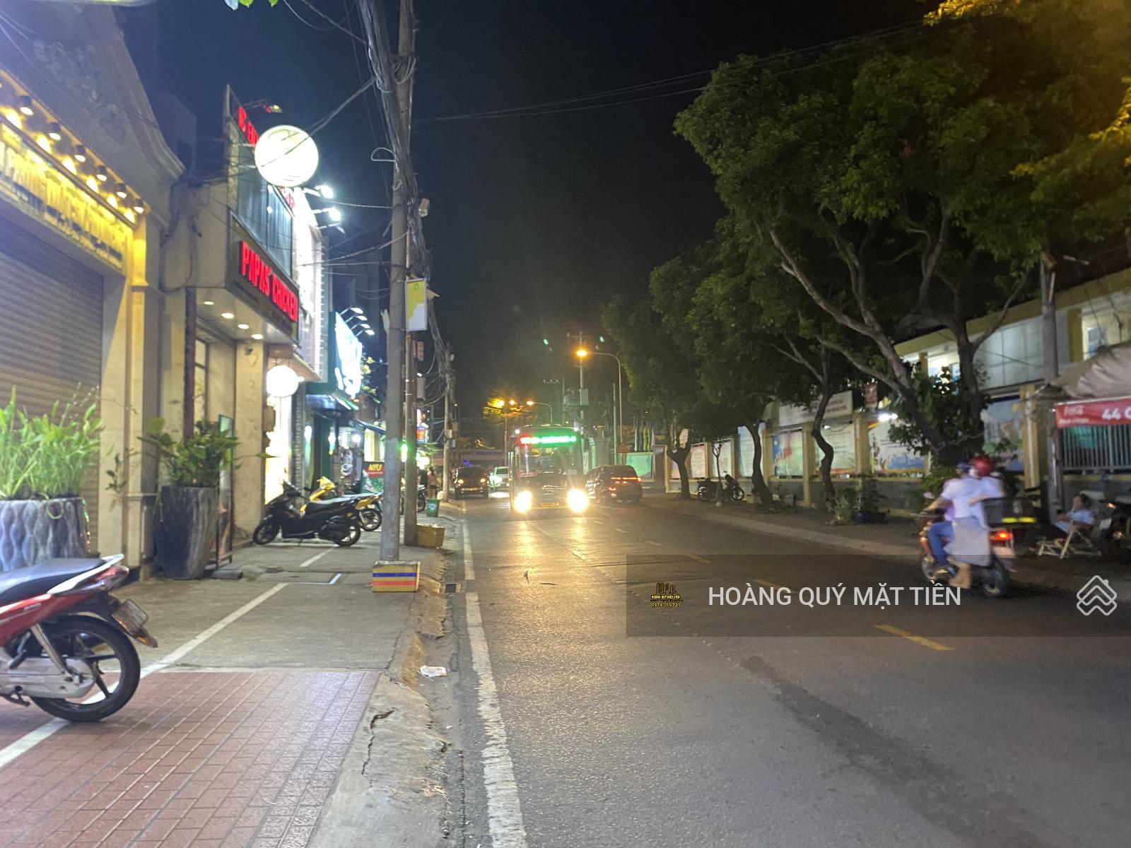 Hot! Góc 2MT thống Nhất ~ 23m*12m = 280m2. GPXD: 8 Tầng. Ngay tuyến Metro Số 1 - P. Bình Thọ - TĐ